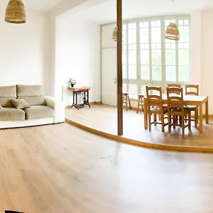 https://piso-super-luminoso-en-el-centro.top-hotels-tarragona.com